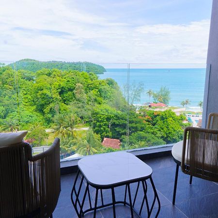 The Riyaz Lavanya Langkawi 珍南海滩 外观 照片 View from the balcony of a hotel room