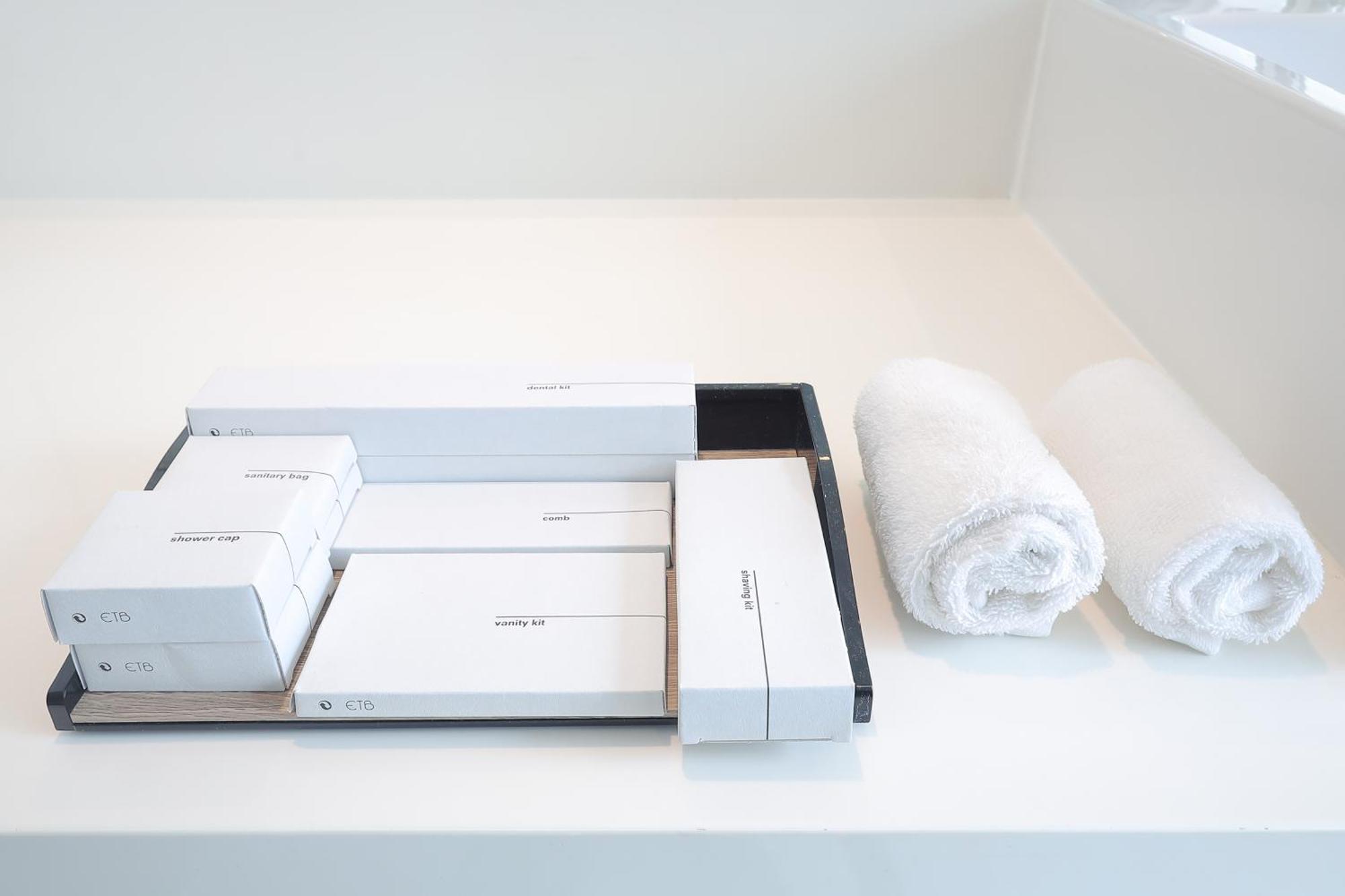 The Riyaz Lavanya Langkawi 珍南海滩 外观 照片 A drawer with amenities