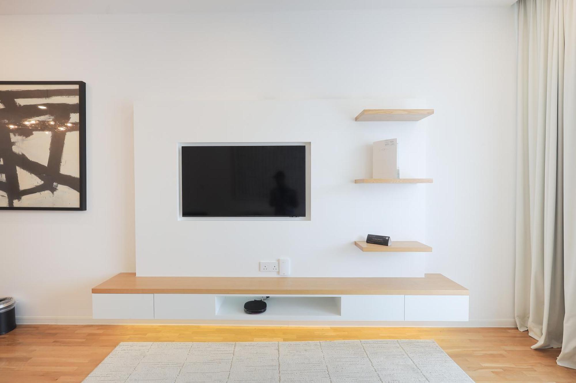 The Riyaz Lavanya Langkawi 珍南海滩 外观 照片 A television set in a living room