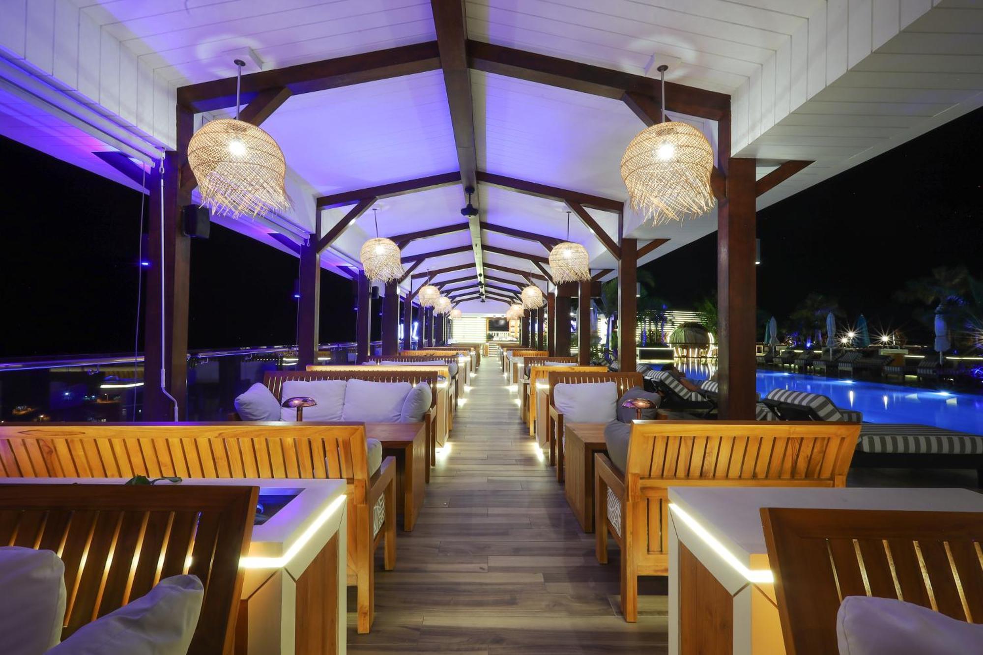 The Riyaz Lavanya Langkawi 珍南海滩 外观 照片 The restaurant at the hotel